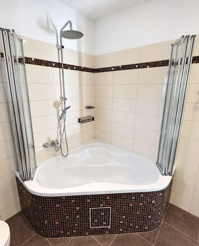 Eckbadewanne